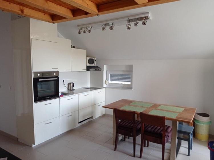 Apartment Lavanda Mandre Zewnętrze zdjęcie